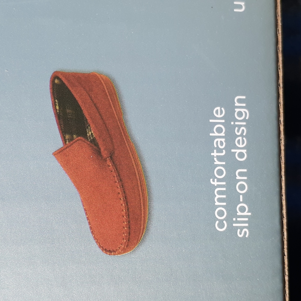 Men Slippers - Picture 7 of 9